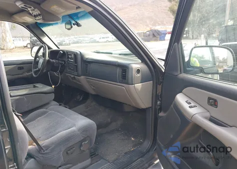 2002 Chevrolet Tahoe Ls z USA, uszkodzony, nr VIN 1GNEC13T92R165091